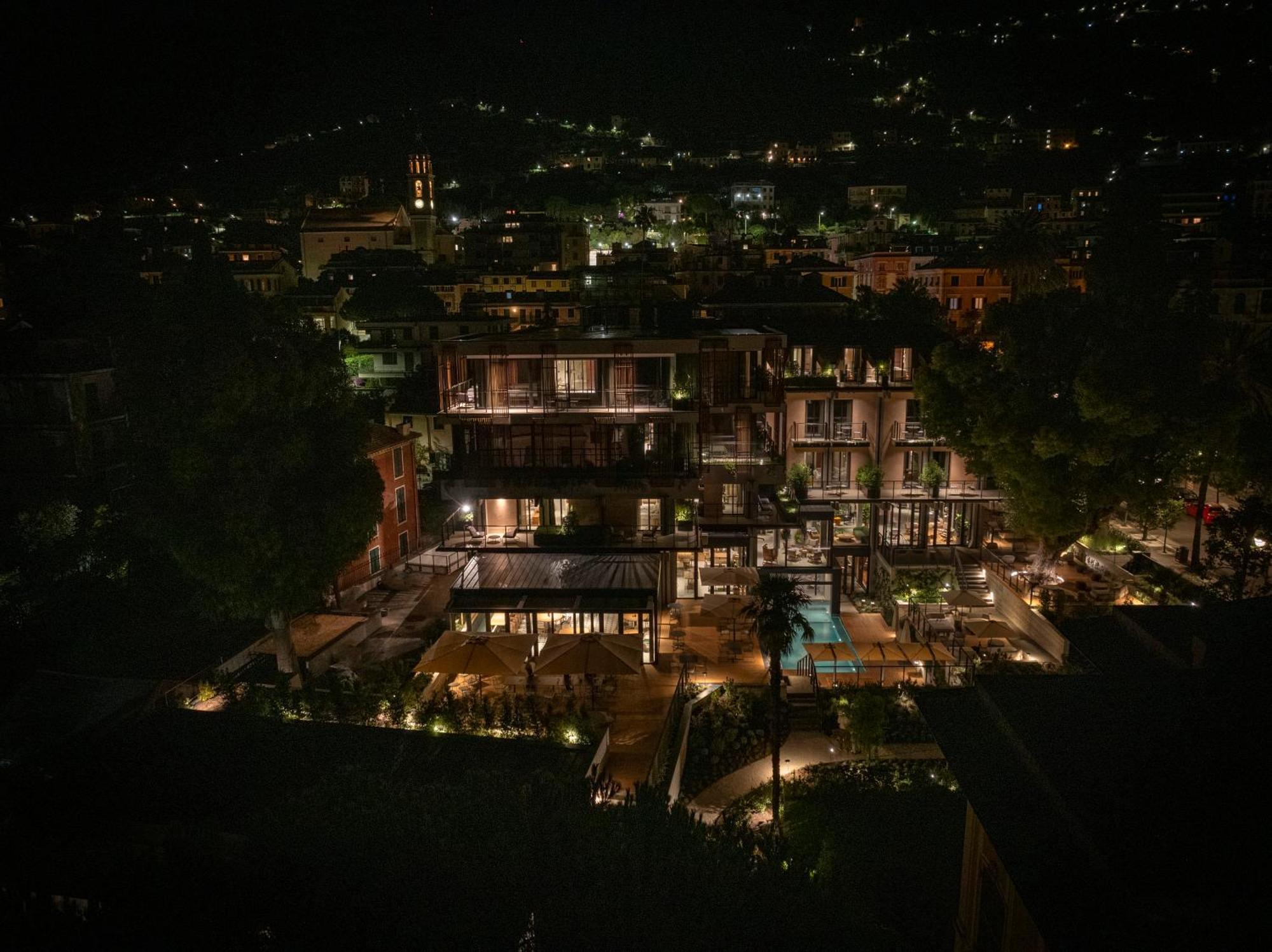 Отель Capitolo Riviera Генуя Экстерьер фото